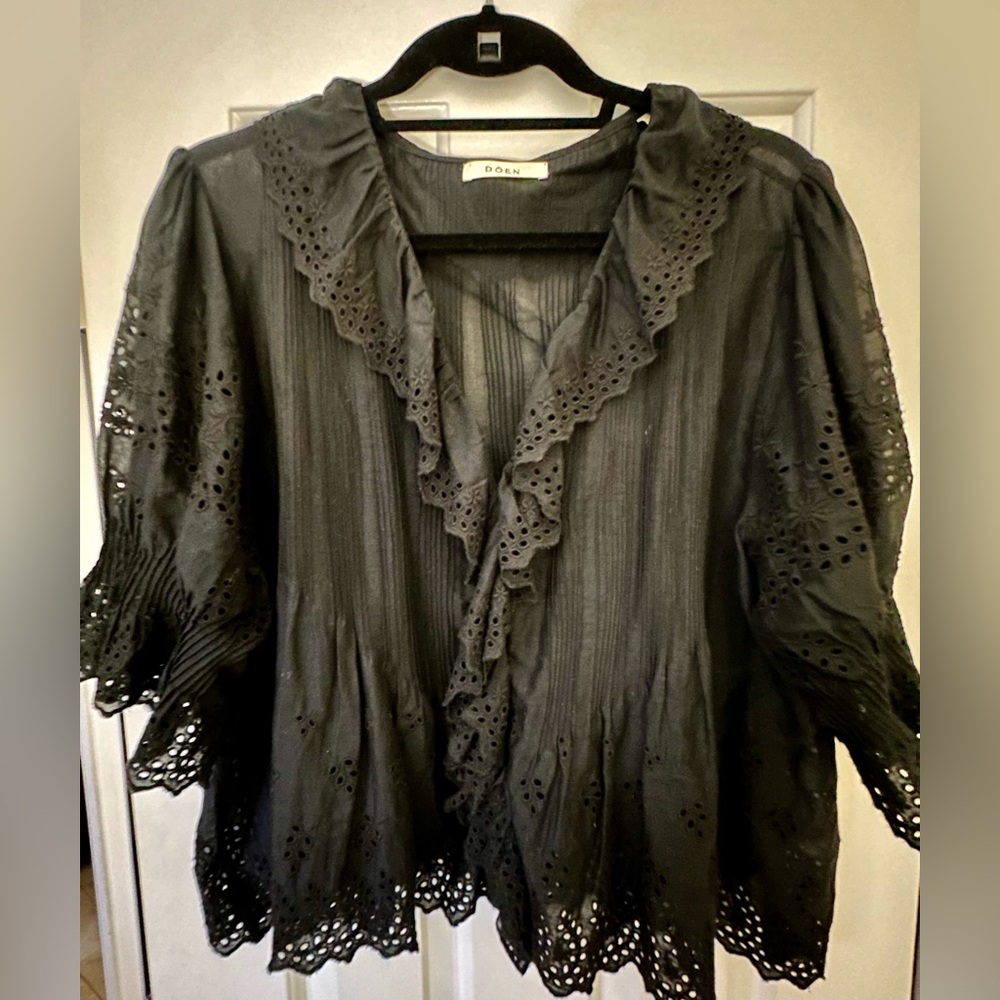 Doen black Eyelet Blouse
